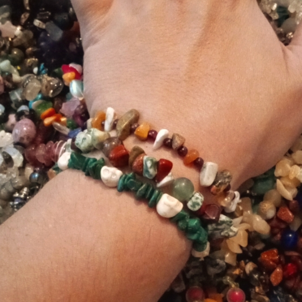 Set of 3 gemstone stretch bracelets
